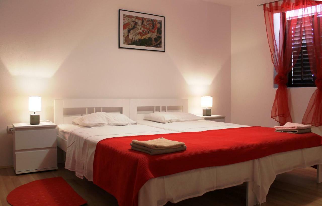 Illy City Centre Apartment Šibenik Esterno foto