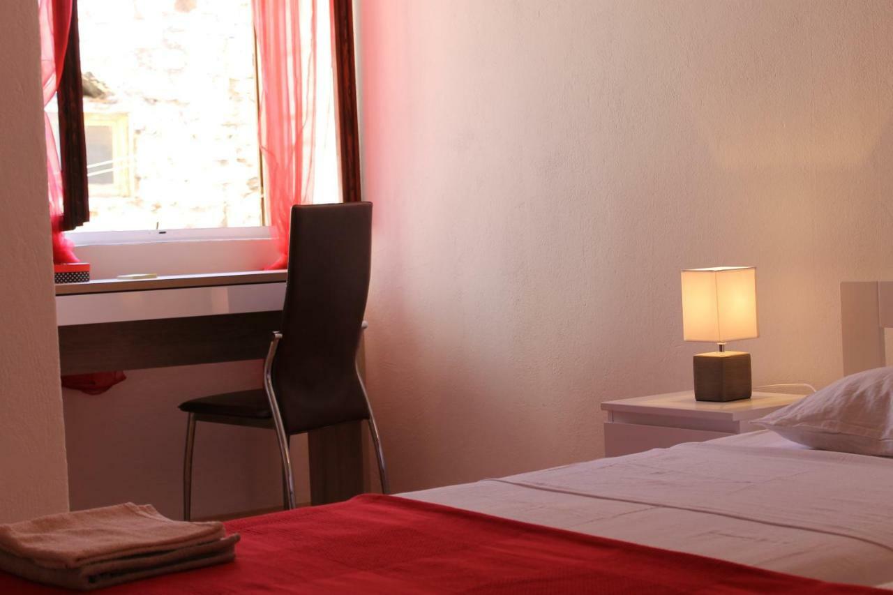 Illy City Centre Apartment Šibenik Esterno foto